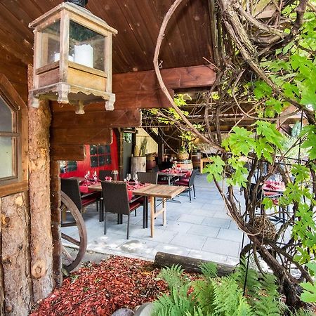 Reves Gourmands, Hotellerie & Gastronomie Vernayaz Exteriör bild