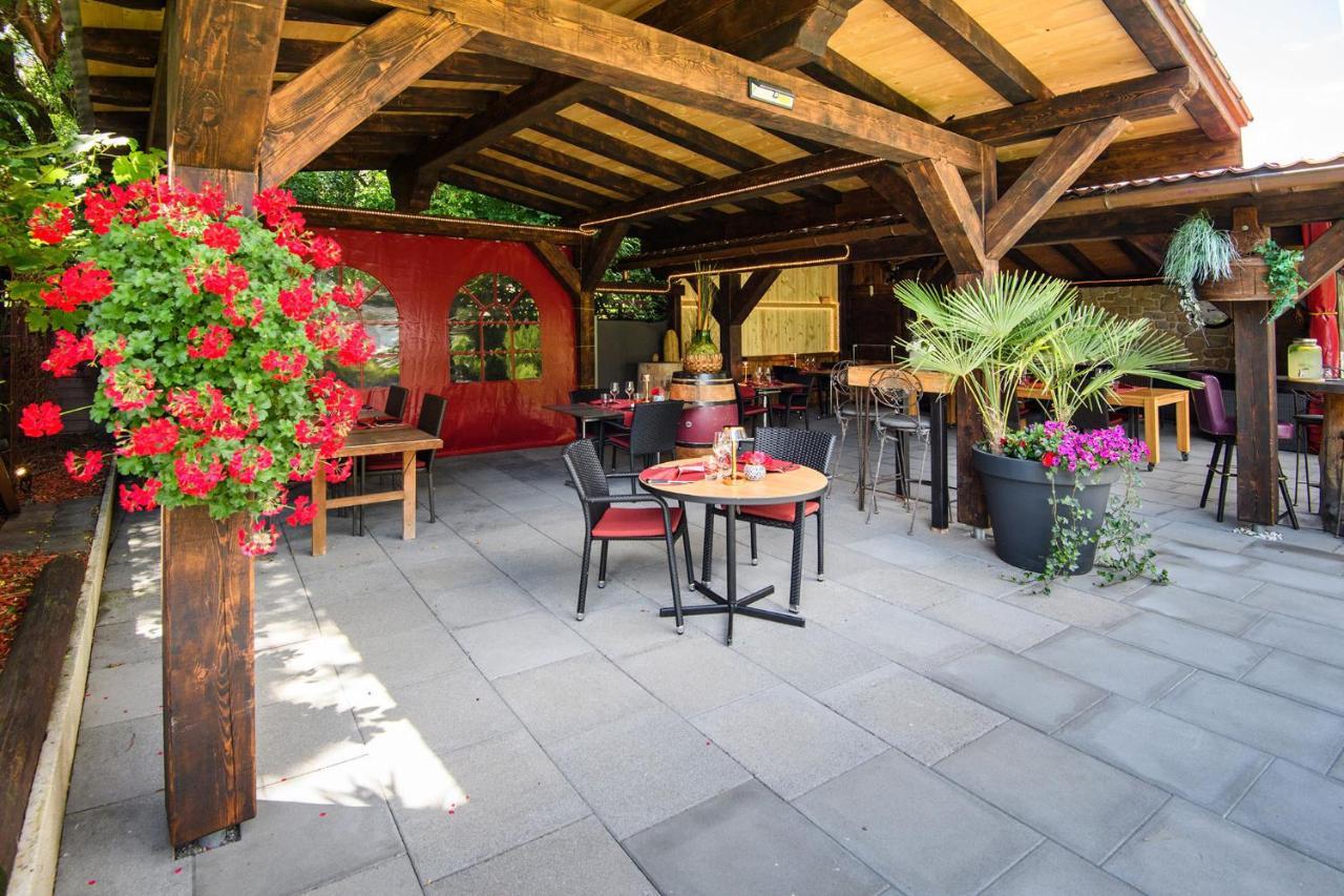 Reves Gourmands, Hotellerie & Gastronomie Vernayaz Exteriör bild