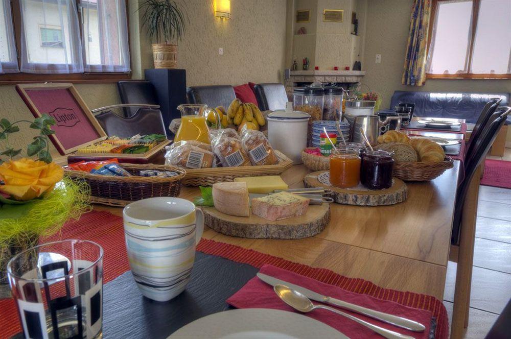 Reves Gourmands, Hotellerie & Gastronomie Vernayaz Exteriör bild